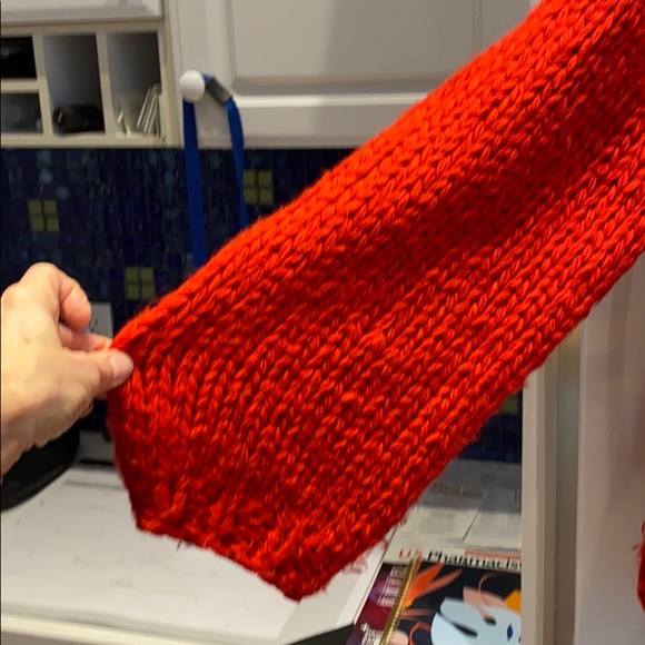 Red knit sweater. Gently used - Picture 4 of 4